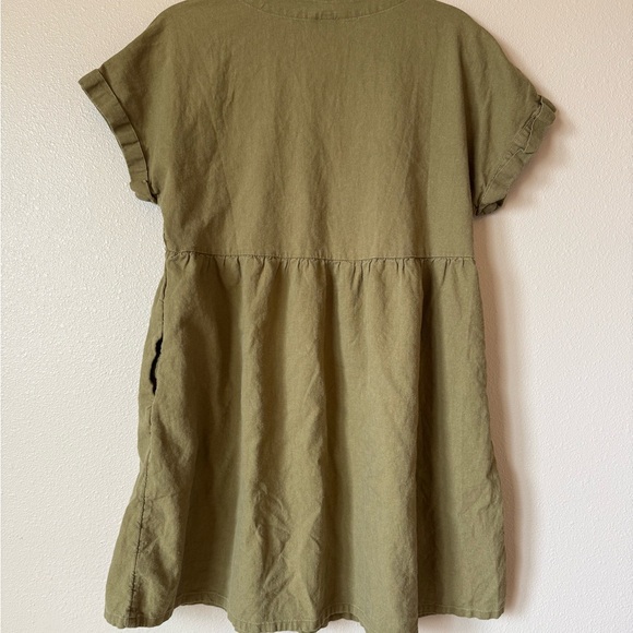 Universal Thread Women's Short Sleeve Blouse Bundle - Picture 3 of 9